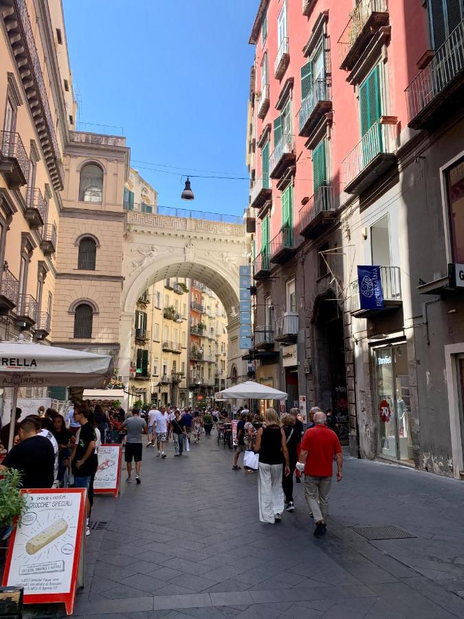 La Casetta Ai Gradoni Di Chiaia Napels Buitenkant foto