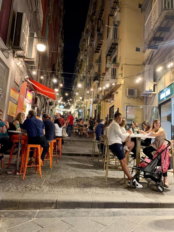 La Casetta Ai Gradoni Di Chiaia Napels Buitenkant foto